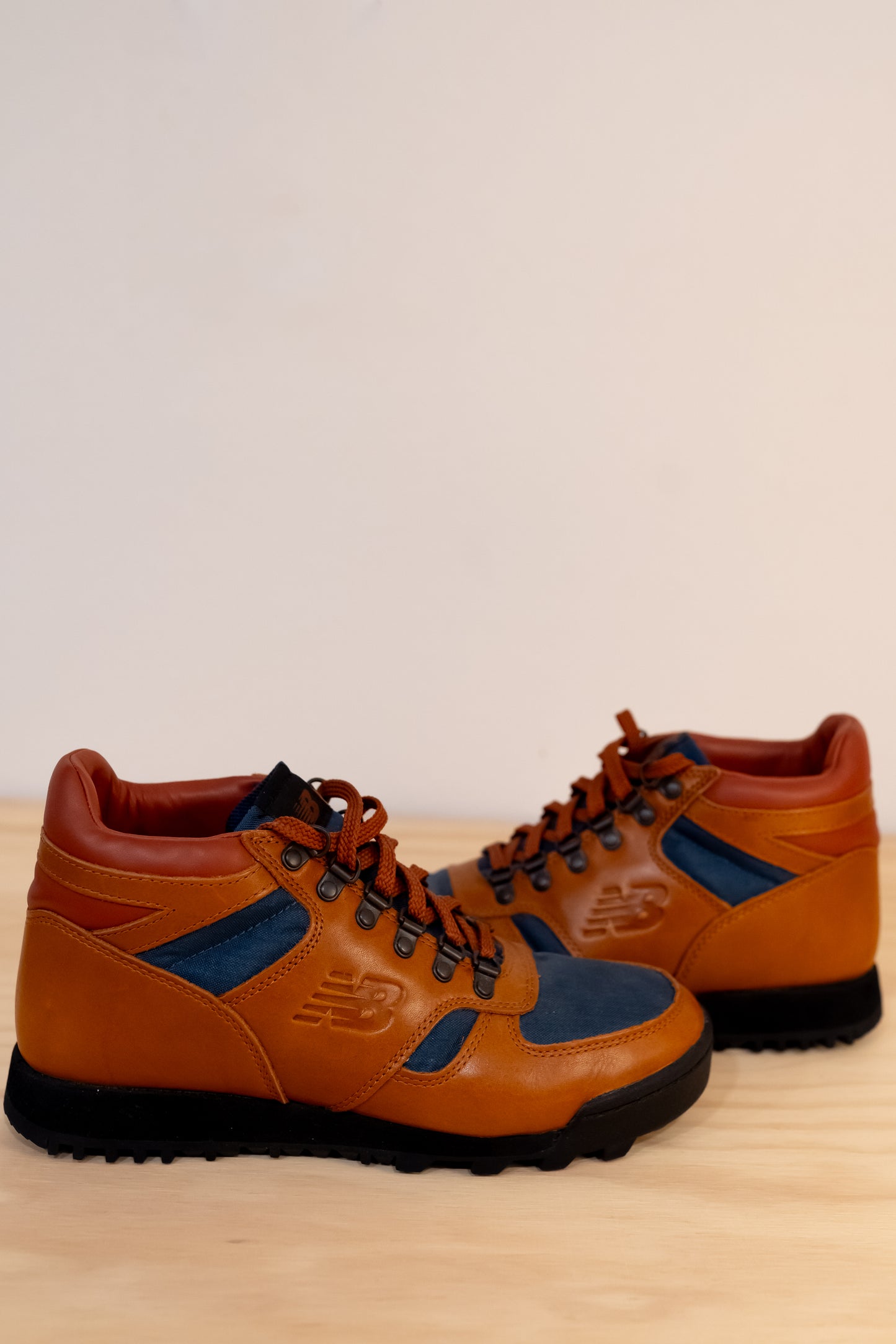 New Balance Tan & Navy Ranier Boots