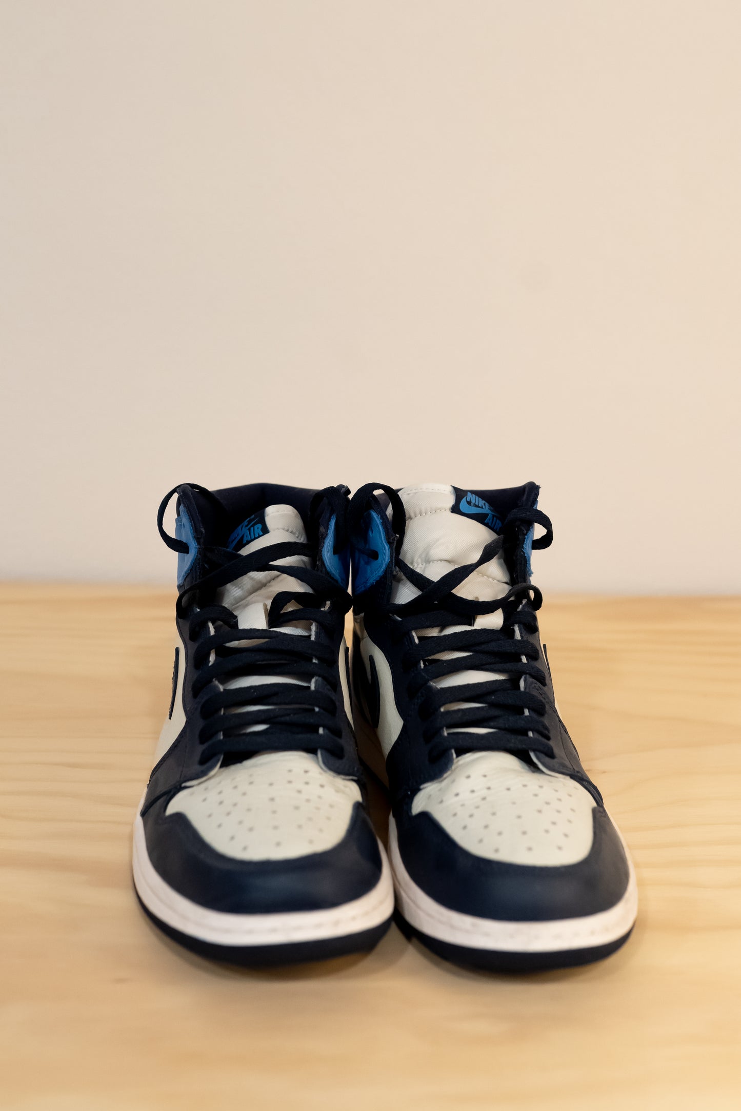 Jordan 1 Retro High Obsidian