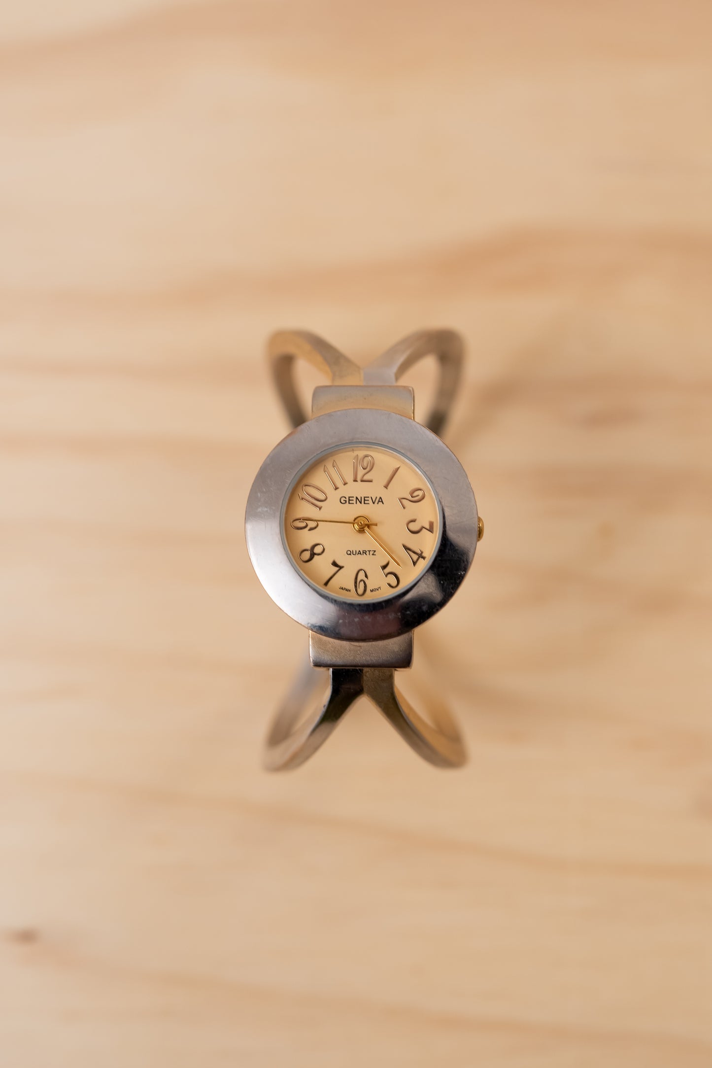 Made in Japan Geneva Quartz Movement Women's Watch